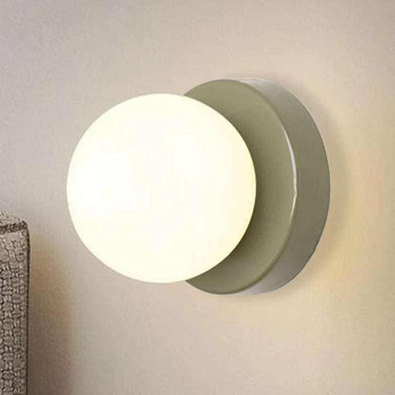 LED-Wandleuchte aus Glas – minimalistisches Design 