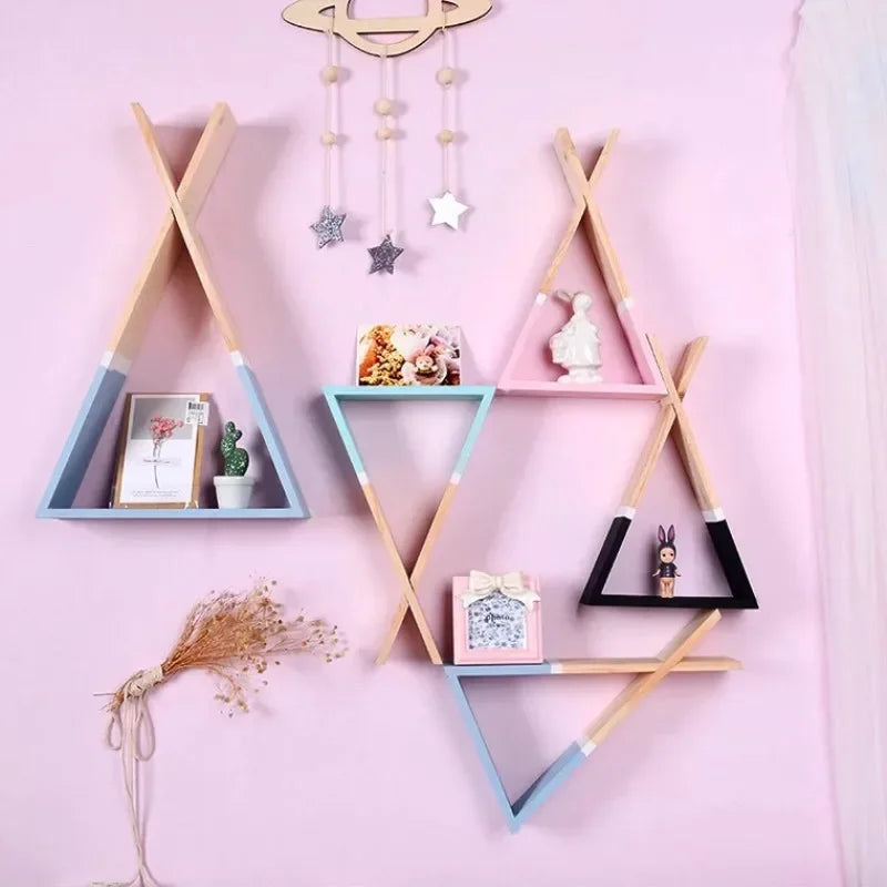 Étagère Murale Triangle en Bois – Rangement Design pour Salon, Chambre & Entrée